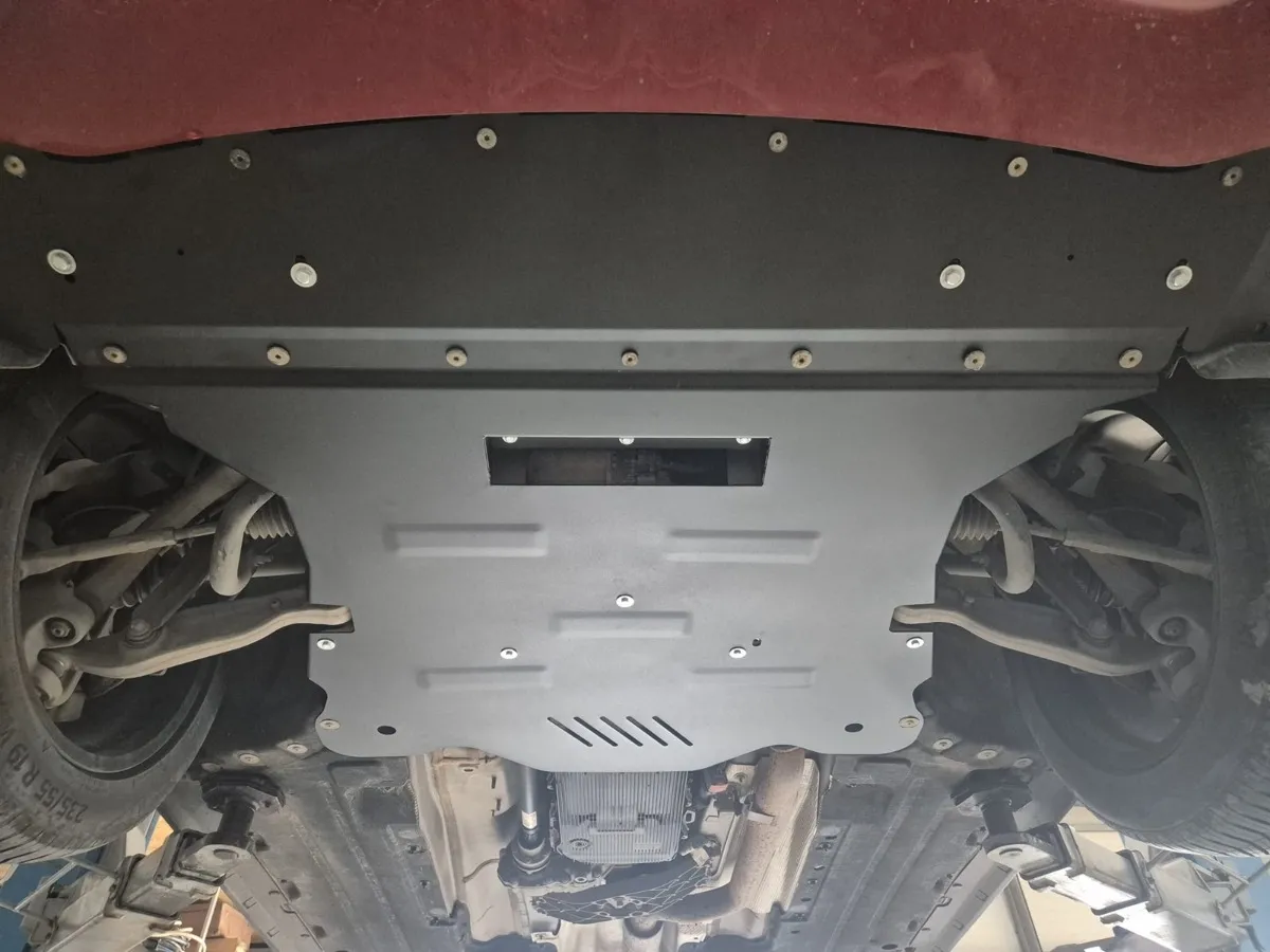Cubre carter de aluminio Alfa Romeo Stelvio